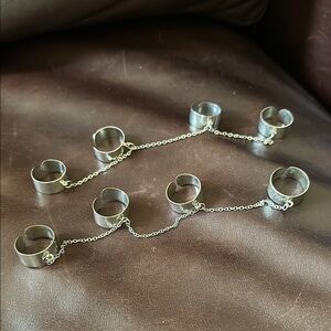 Set of Connected Rings Silver Tone Metal